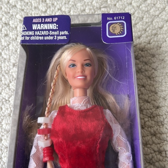NIB Sabrina the Teenage Witch “Surprise Style Sabrina” doll 1997 - Picture 2 of 9